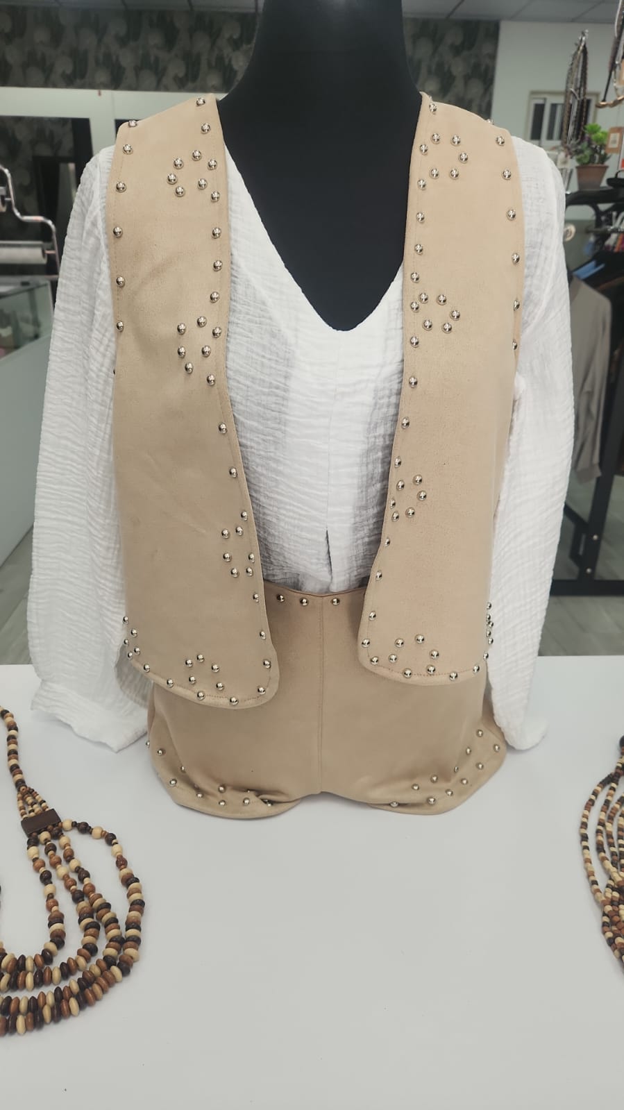 CONJUNTO PANTALON Y CHALECO