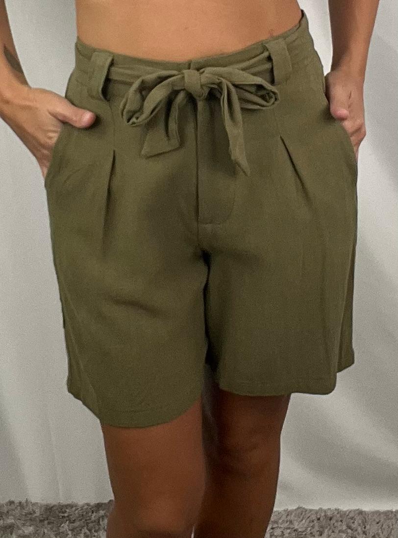 PANTALON CORTO