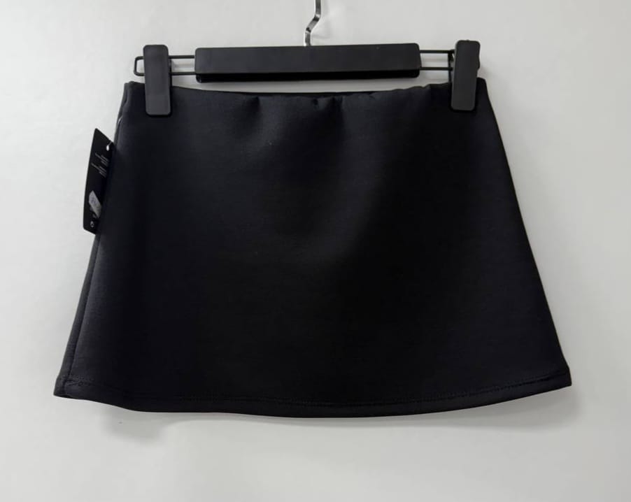 FALDITA CON PANTALONCITO DEBAJO TALLA UNICA