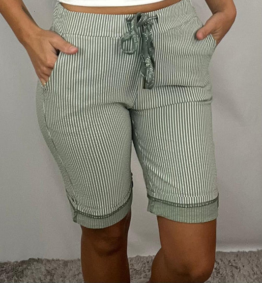 PANTALON CORTO
